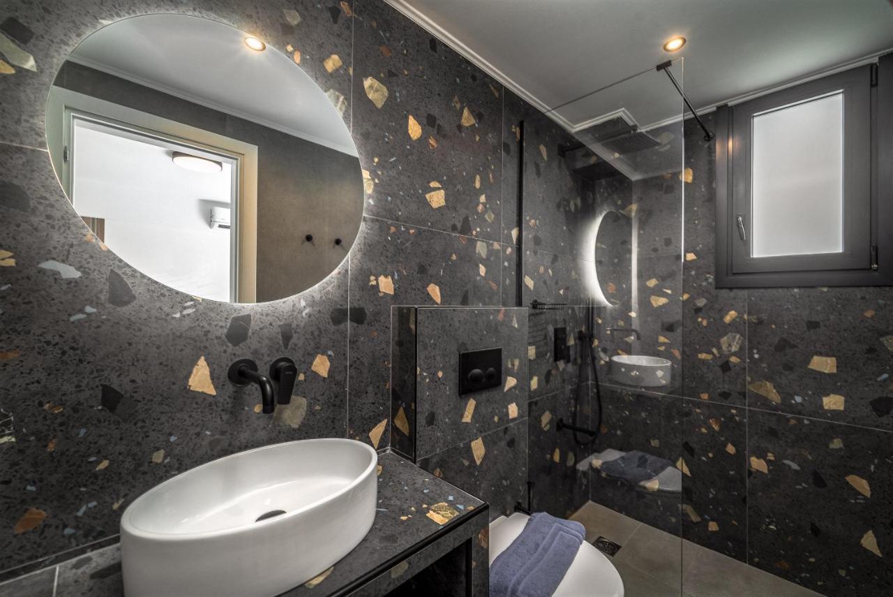 Nemesis Luxury Villas Apolpaina エクステリア 写真